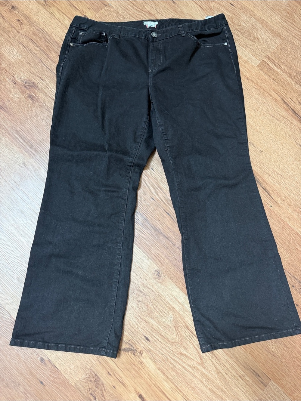 Tommy Hilfiger Black Bootcut Jeans, size 22